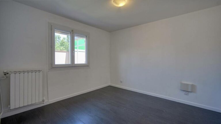 Chambre 3 rez-de-chaussée